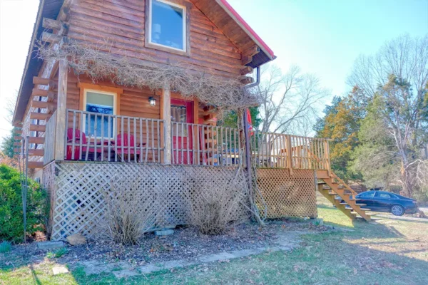 red-roof-retreats-red-roof-log-cabin-goreville-il-2025-13