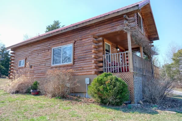 red-roof-retreats-red-roof-log-cabin-goreville-il-2025-14