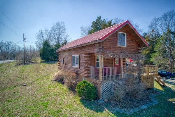 red-roof-retreats-red-roof-log-cabin-goreville-il-2025-17