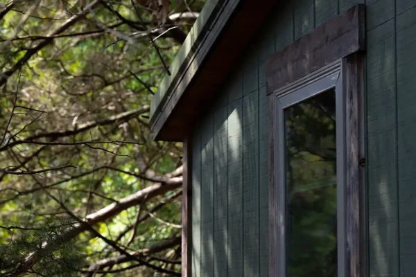 red-roof-retreats-jaybird-treehouse-cabin-goreville-il-39