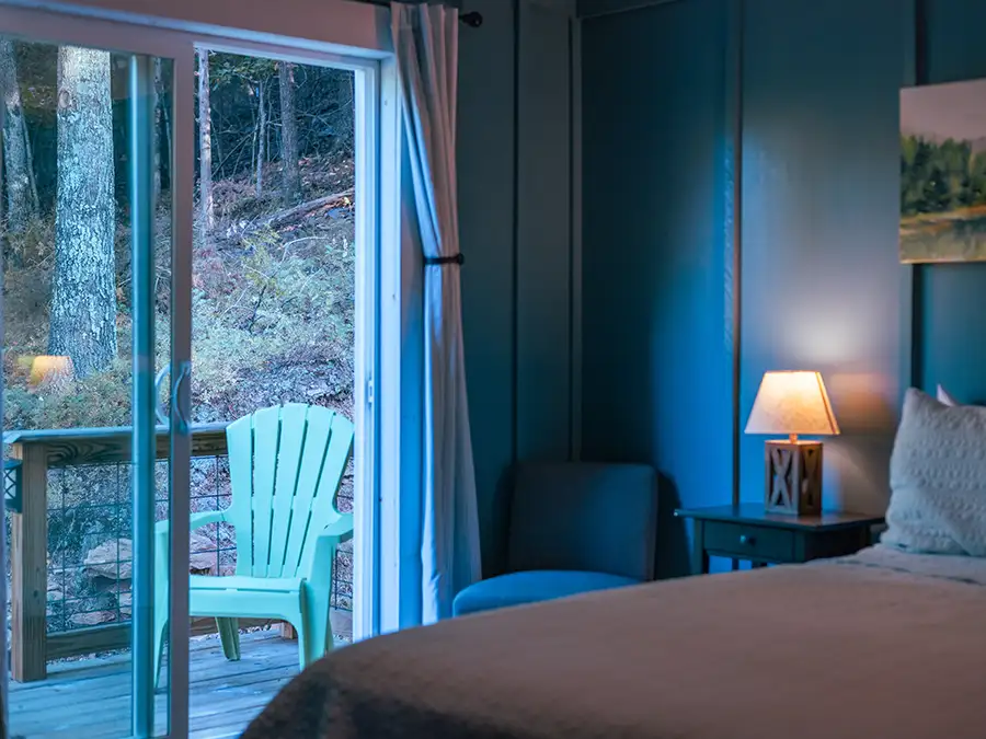 red-roof-retreats-natures-way-getaway-cabin-goreville-il-44