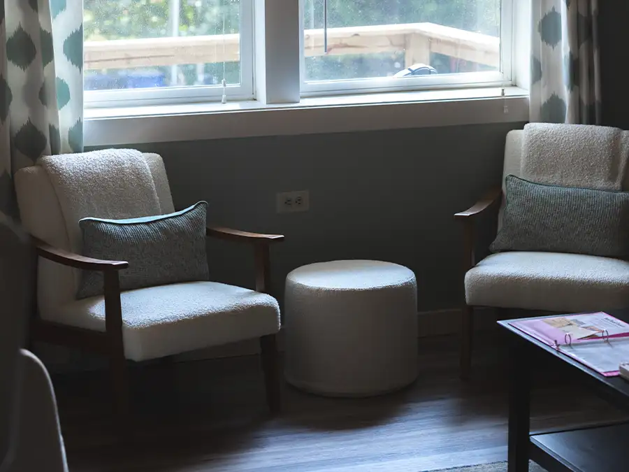 red-roof-retreats-sassy-doe-goreville-il-35