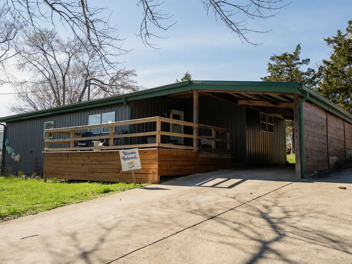 red-roof-retreats-sassy-doe-goreville-il-45